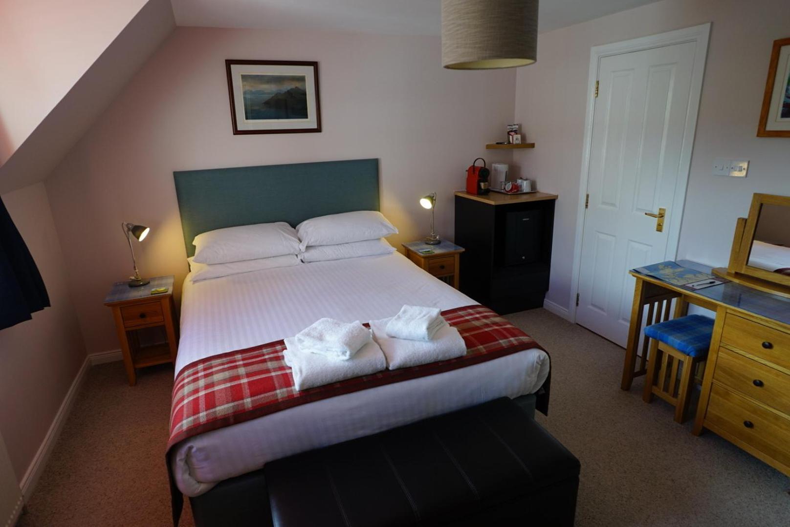 Trotternish B&B Portree Ngoại thất bức ảnh