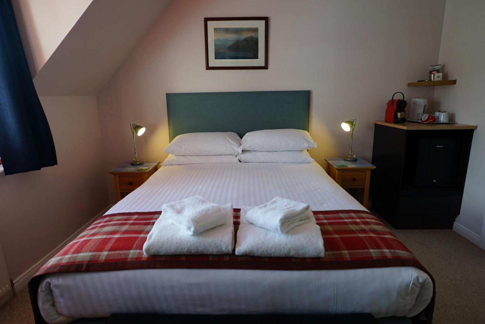 Trotternish B&B Portree Ngoại thất bức ảnh