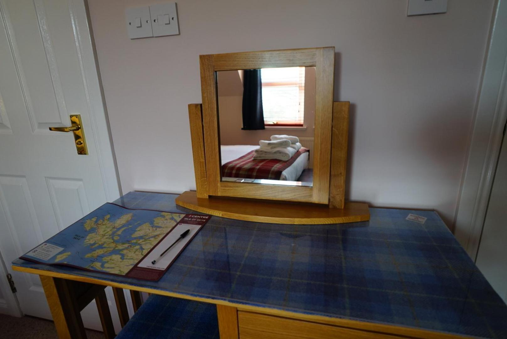 Trotternish B&B Portree Ngoại thất bức ảnh